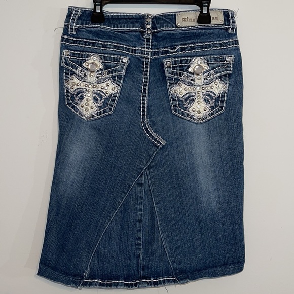 Miss Chic USA Women’s Stretch Denim w/ Big Stitch and Appliqués Size 5 - Picture 3 of 12